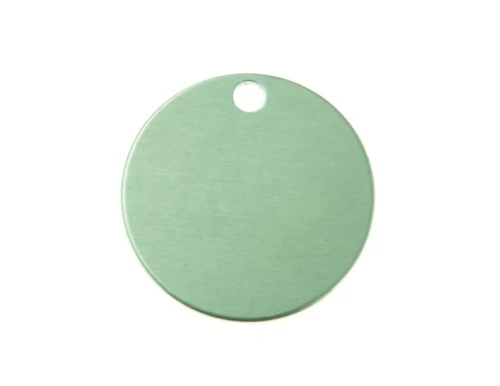 Gravírozható biléta alu kör zöld 32 mm nagy (lyukas) (122184)